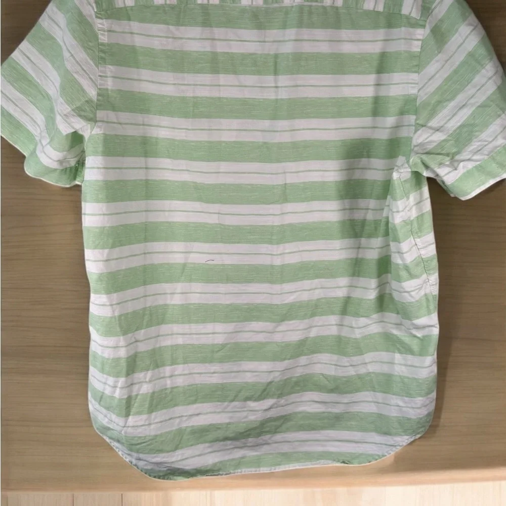 Banana Republic Sage Green White Stripe 100% cotton Short Sleeve Shirt Size L